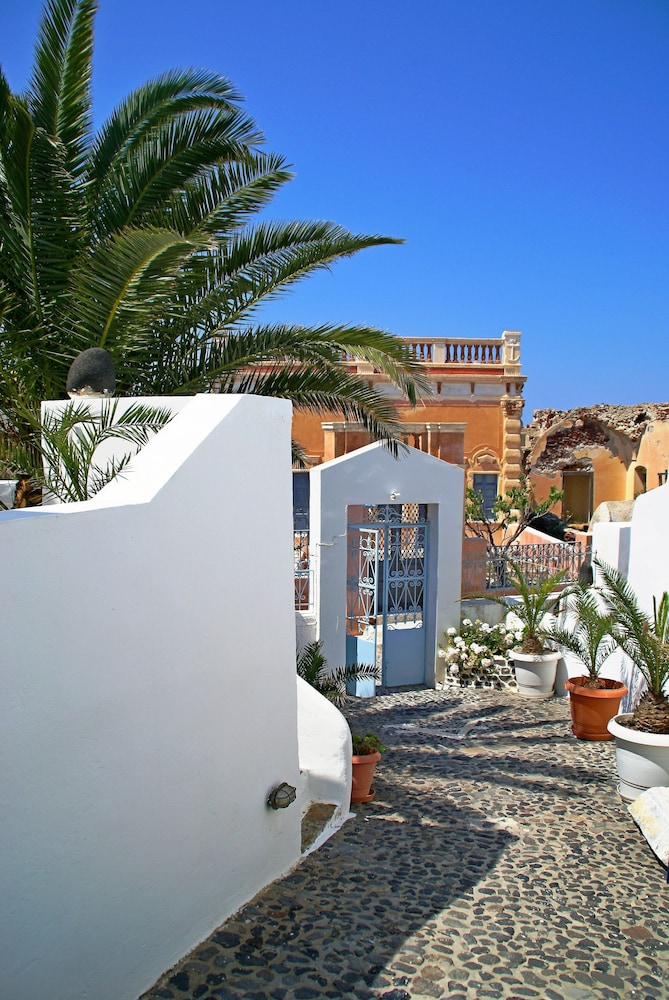 Aethrio Sunset Village Oia 82/87