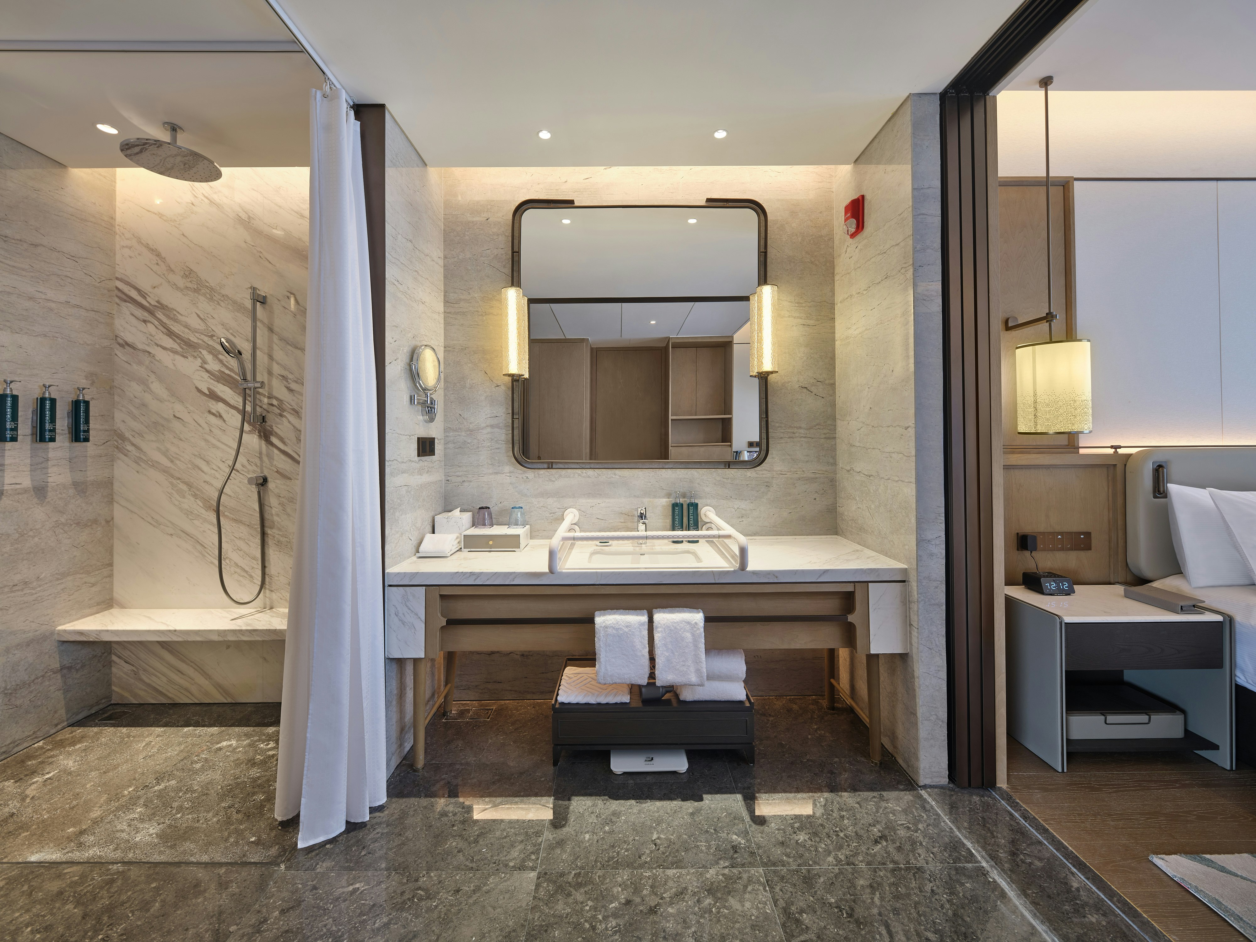 Hilton Jiashan 35/36