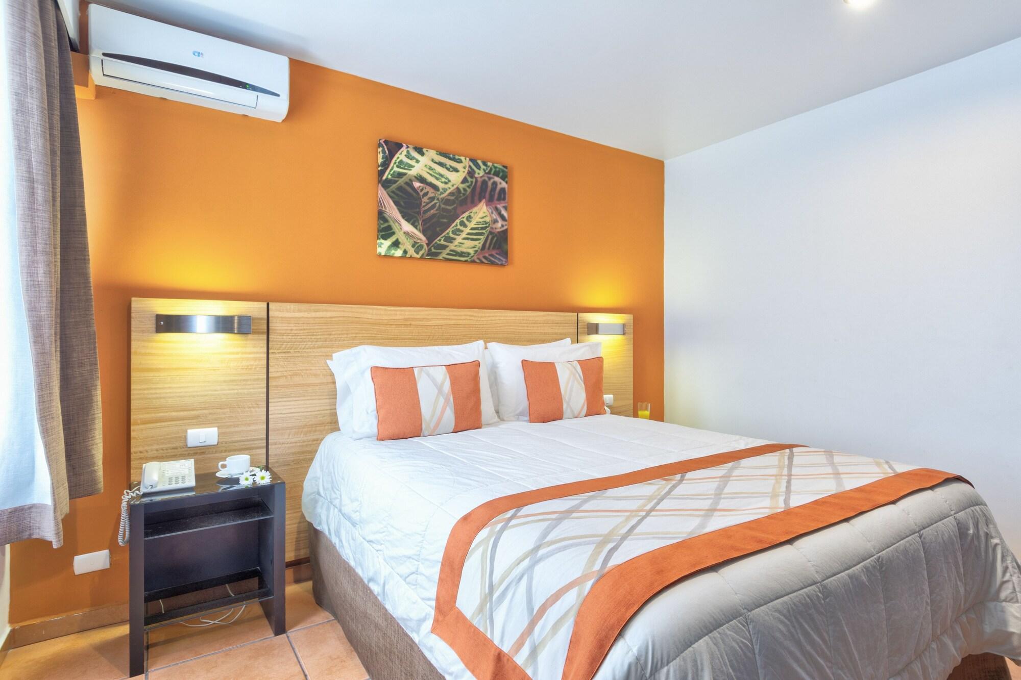 Duplex, Suite 6/10