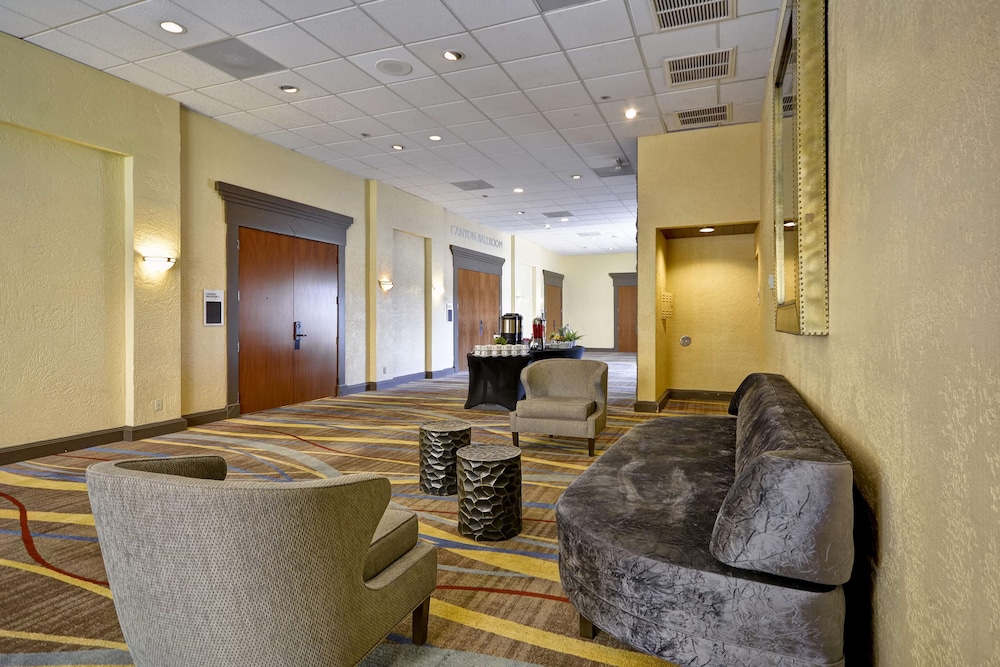 Doubletree By Hilton Phoenix North 31/73
