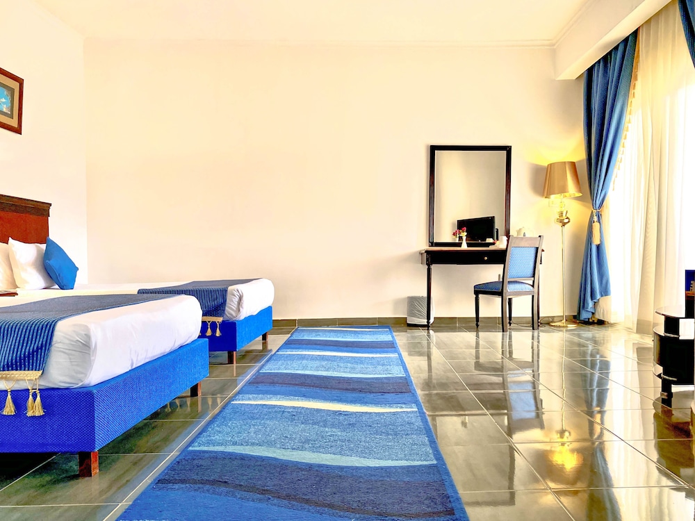 White Valley Palace 15/59