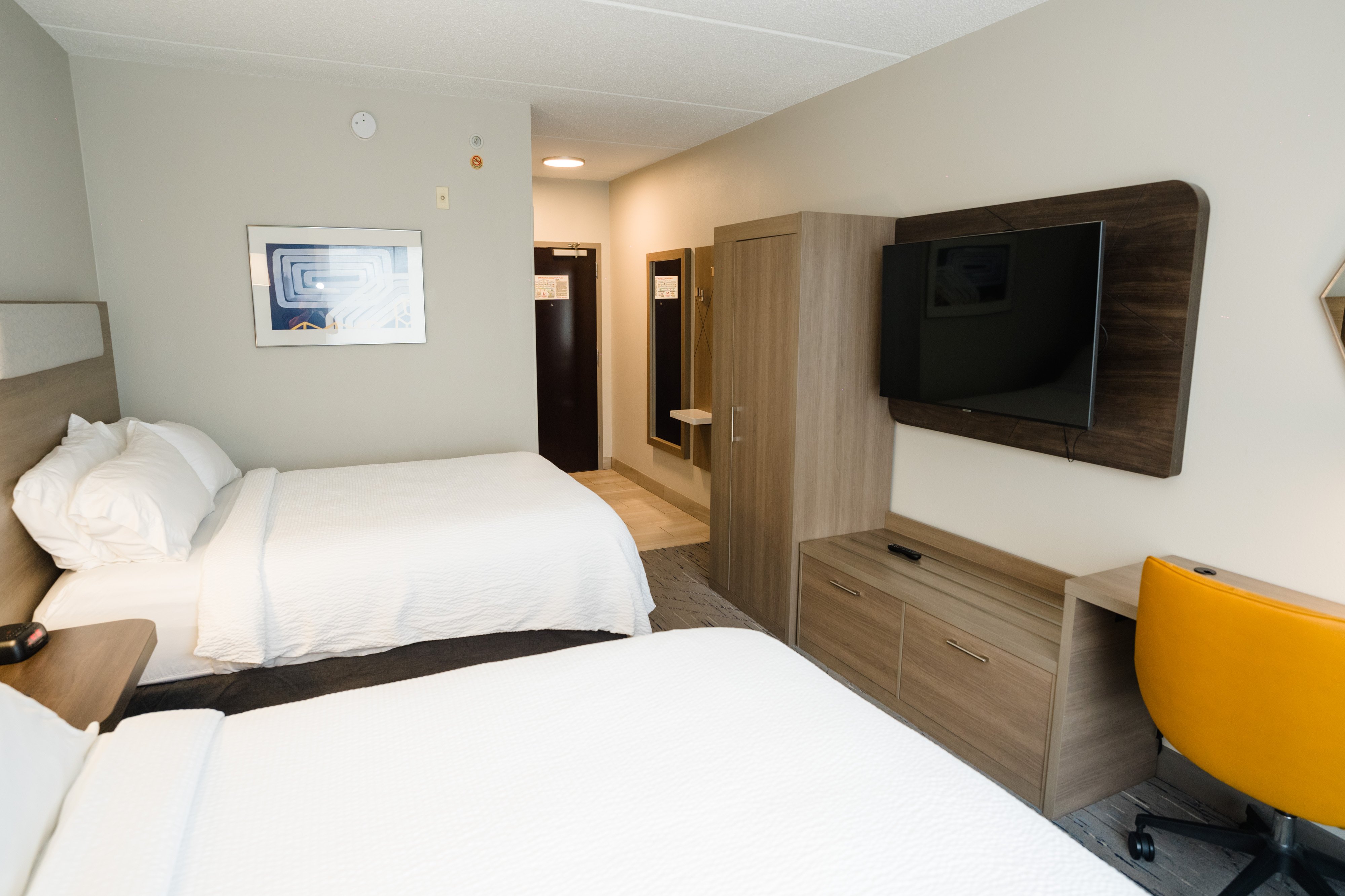 Holiday Inn Express Hotel Suites Kodak East Sevierville 26/64