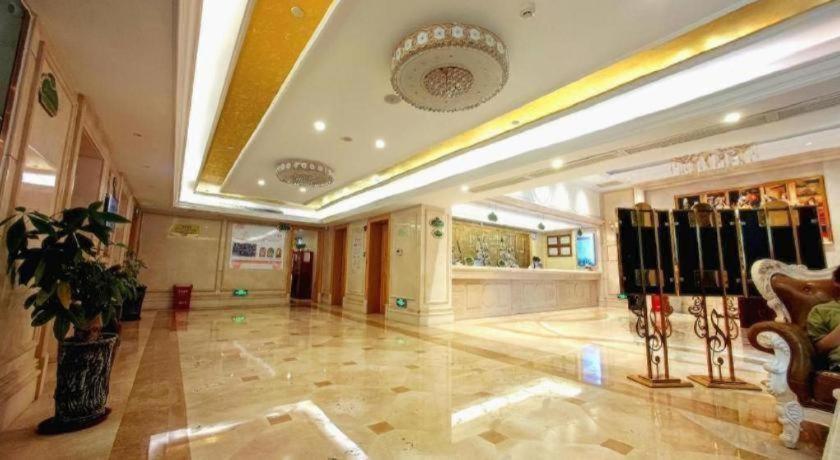 Vienna Hotel (Shenzhen Baifu City) 18/47