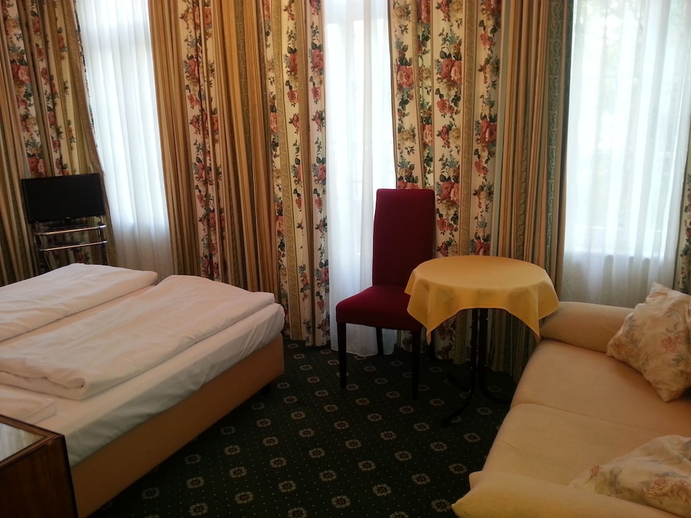 Hotel Galleria 21/50