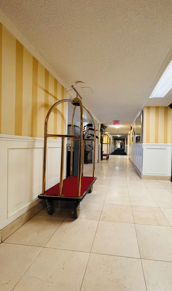 Island Travel Inn Hotel 37/55