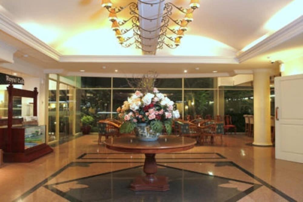 Resor Tuban Tropis 7/30