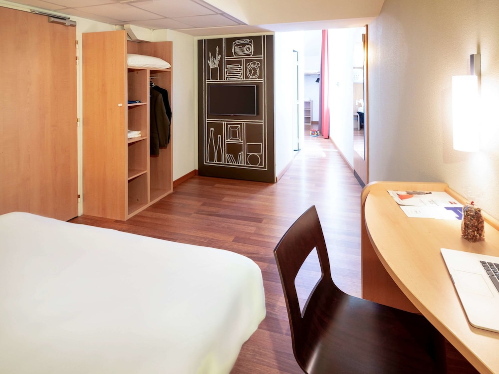 Ibis Sarlat 42/74
