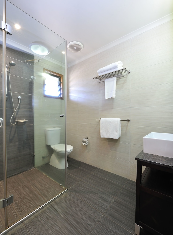 GROOTE EYLANDT LODGE 67/68