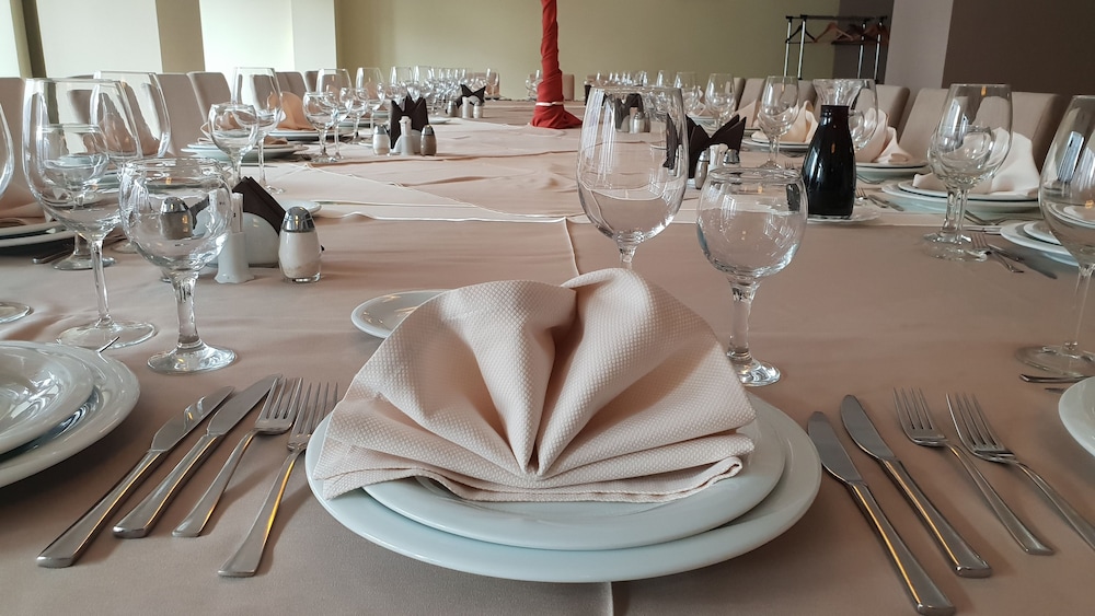 Golden Time Hotel 52/62