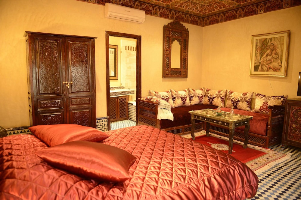 Riad El Yacout 52/70