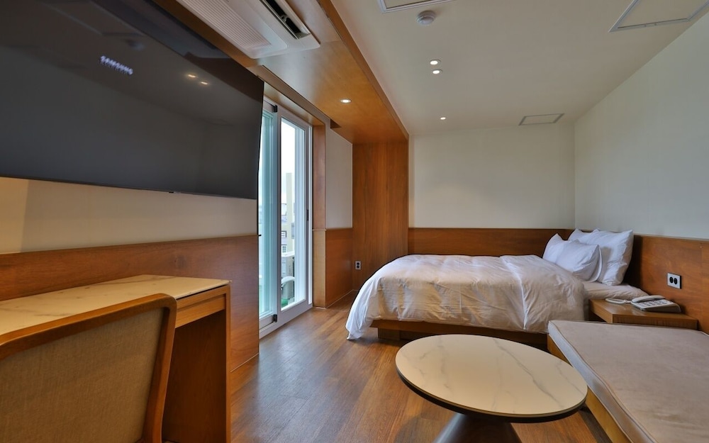 Premium, Double Bed