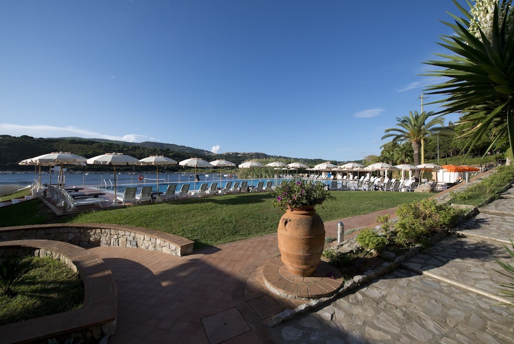 Cala di Mola 37/50