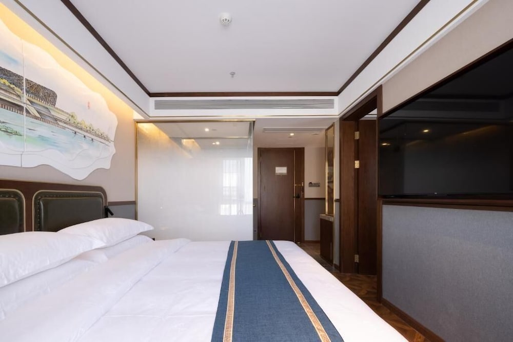Nostalgia S Hotel (Beijing Fangshan Guangyangcheng Metro Station) 31/67
