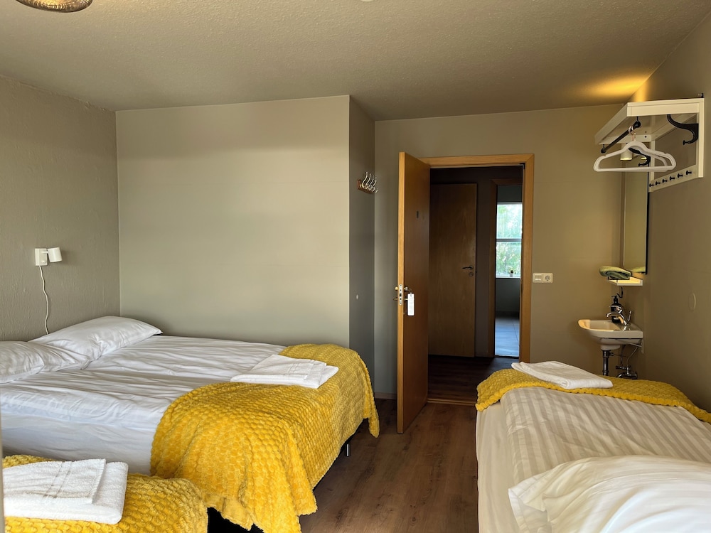 Family, Quadruple, Double and Twin Beds
