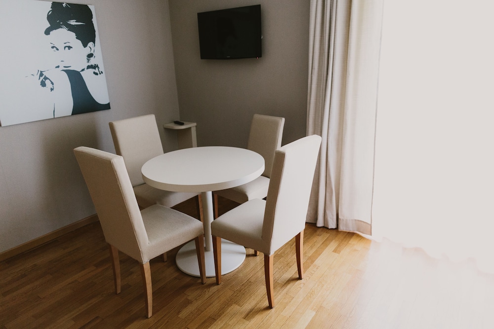 Hotel Metropole 44/46