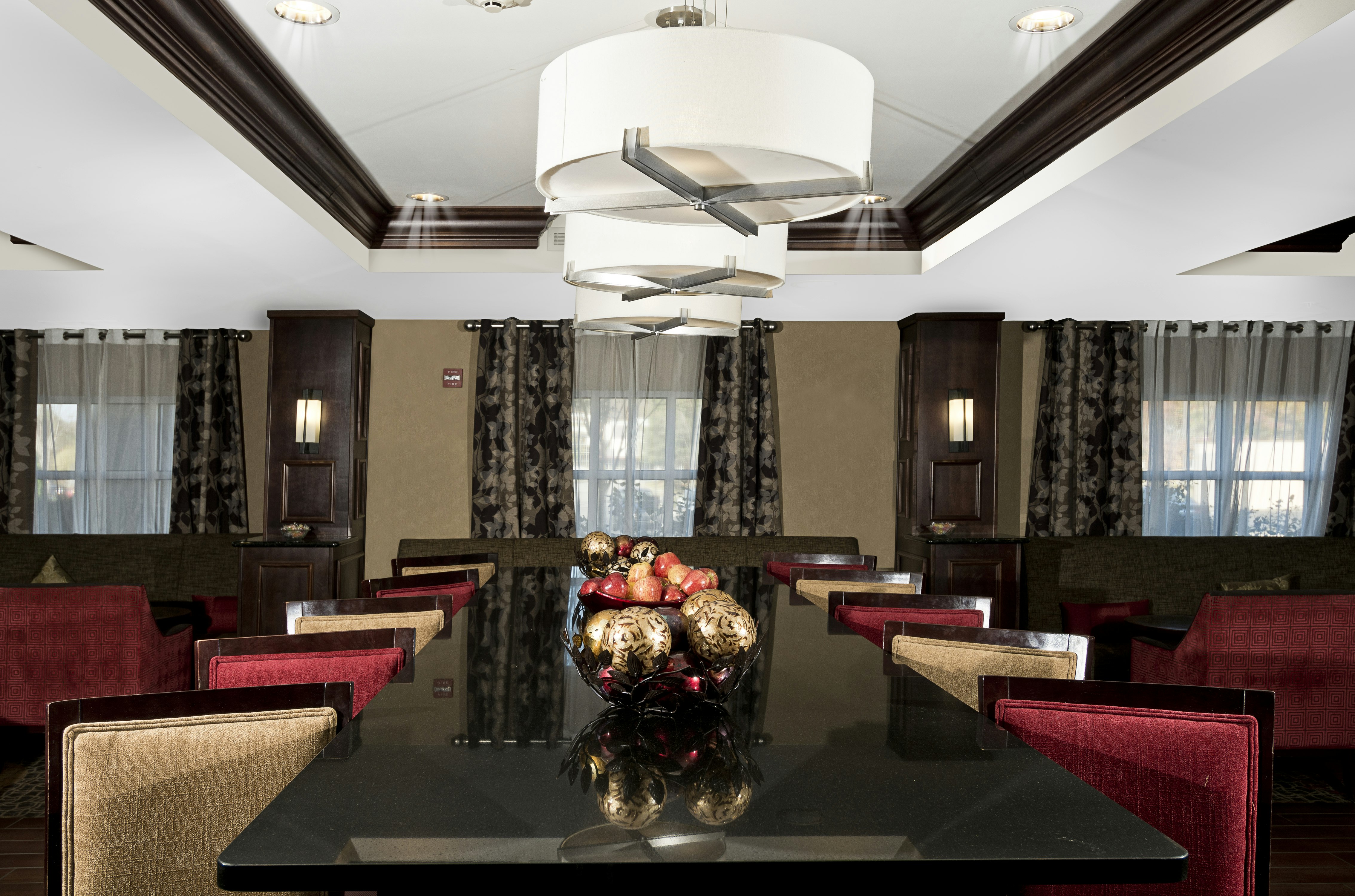 Hampton Inn Statesville 44/72
