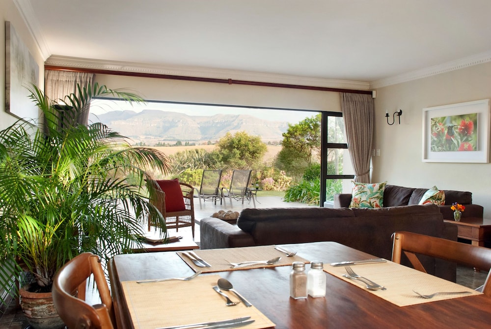 Ama Casa Self Catering Cottages 16/36