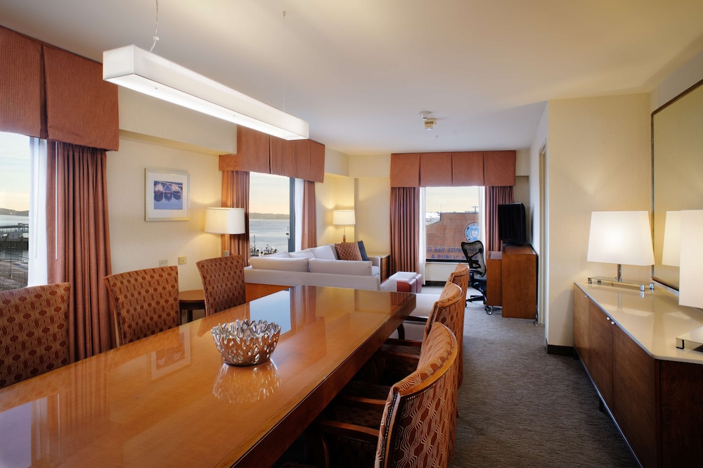 Hilton Garden Inn Portland Downtown Waterfront 25/41