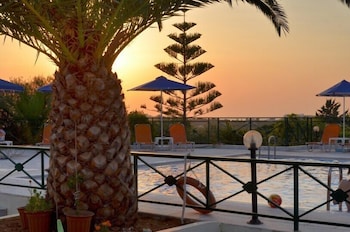 Aloni Suites 7/35