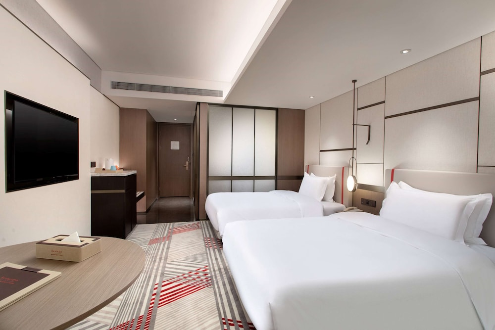 Ramada Plaza by Wyndham Poyang 8/20