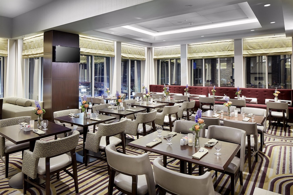 Hilton Garden Inn Roslyn 34/46