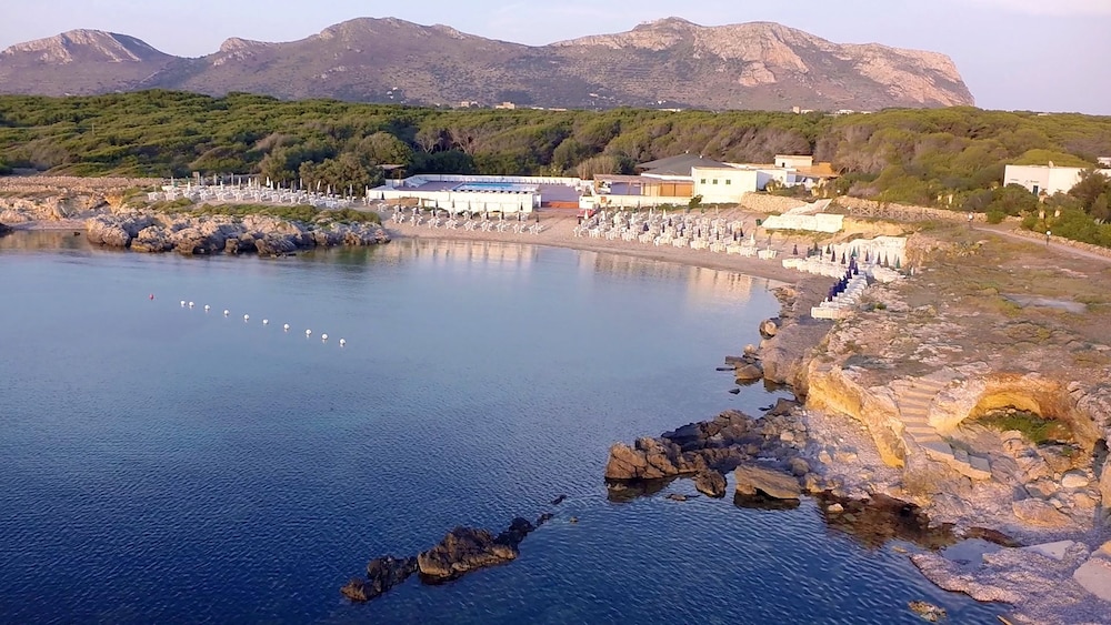 VILLAGGIO APPRODO DI ULISSE 20/33