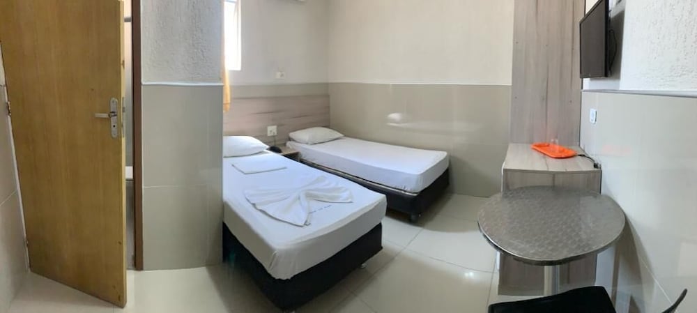 Hotel Uzi Praia 5/16