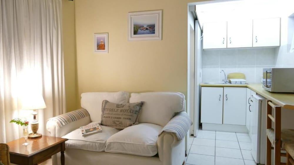 Aberdour Guesthouse 12/29