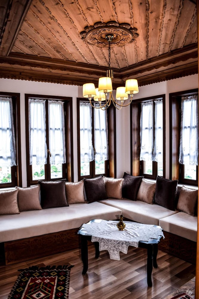 Kodra Hotel Gjirokaster 40/59