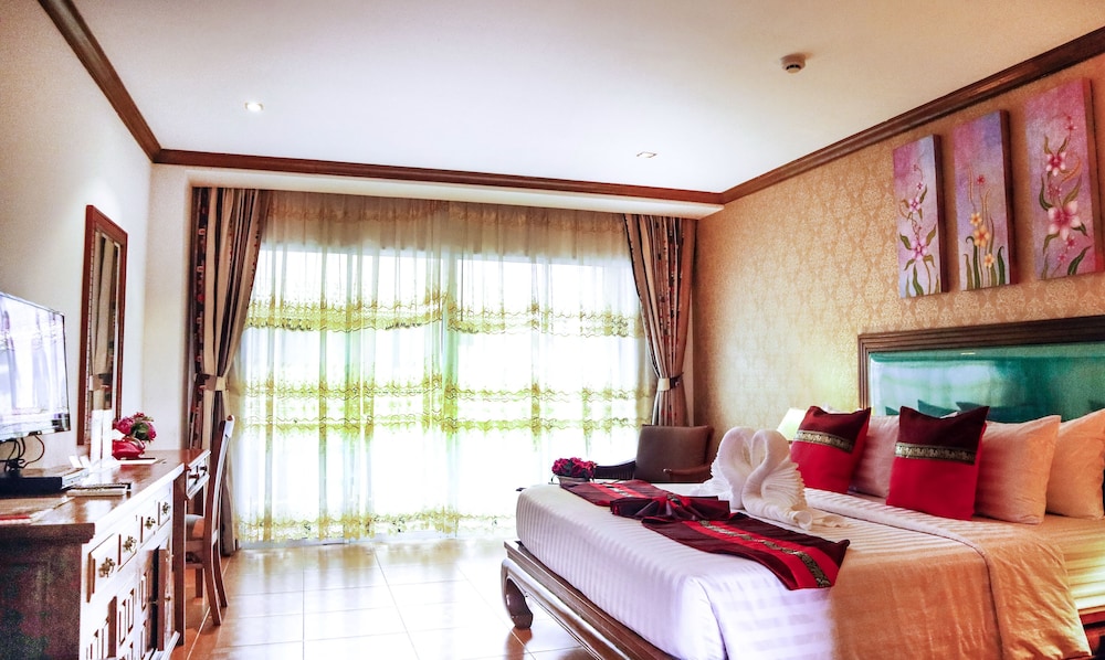 Aiyaree Place Hotel 46/75