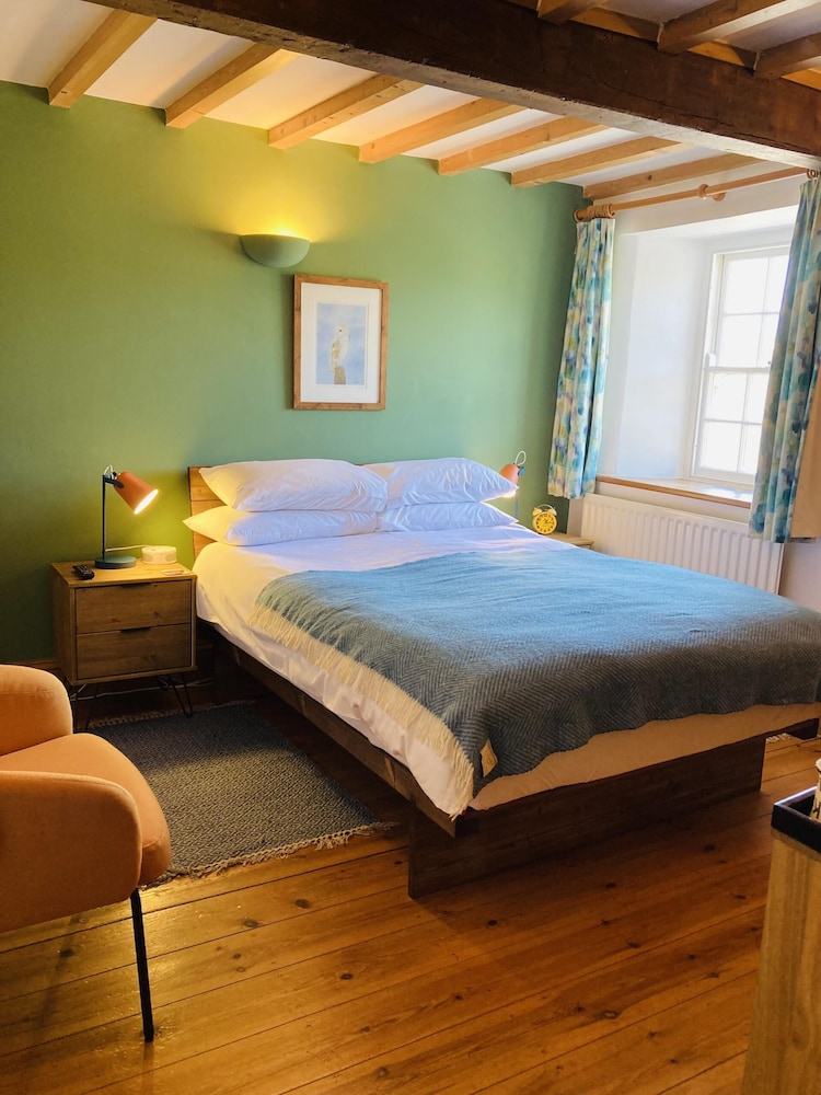 Riverside Bed &amp; Breakfast 4/46