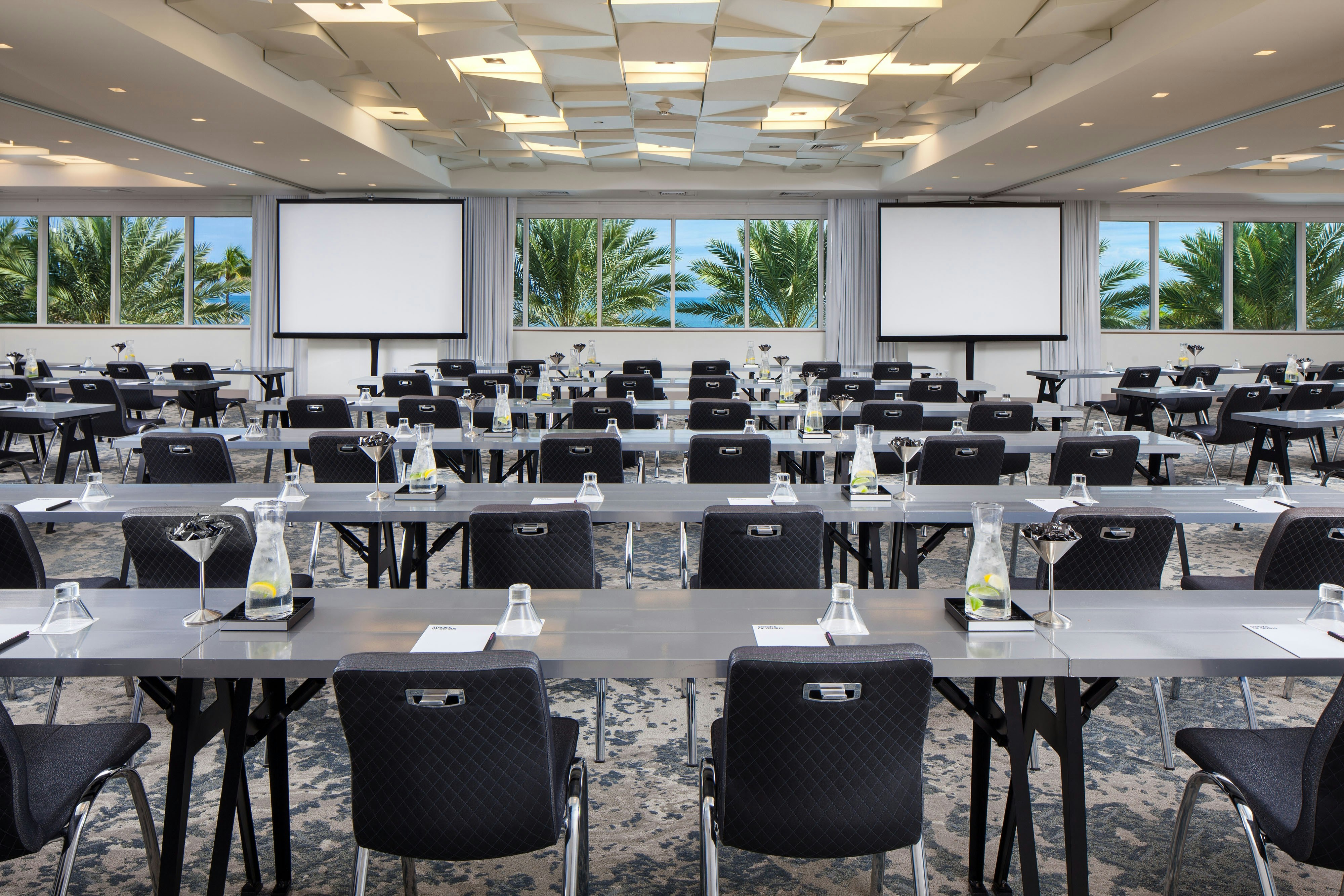 W Fort Lauderdale 37/50