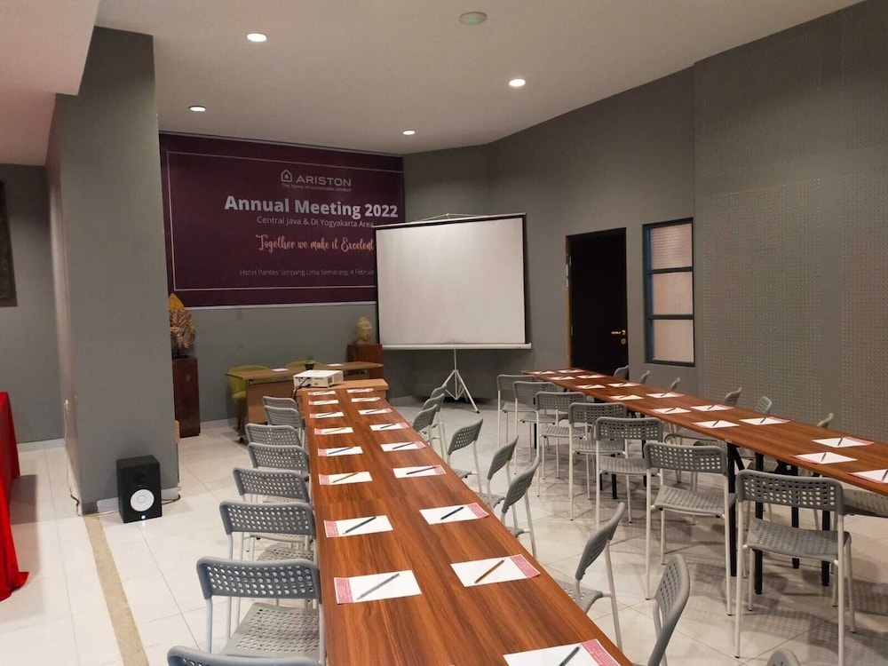 Hotel Pantes Simpang Lima Semarang 26/34