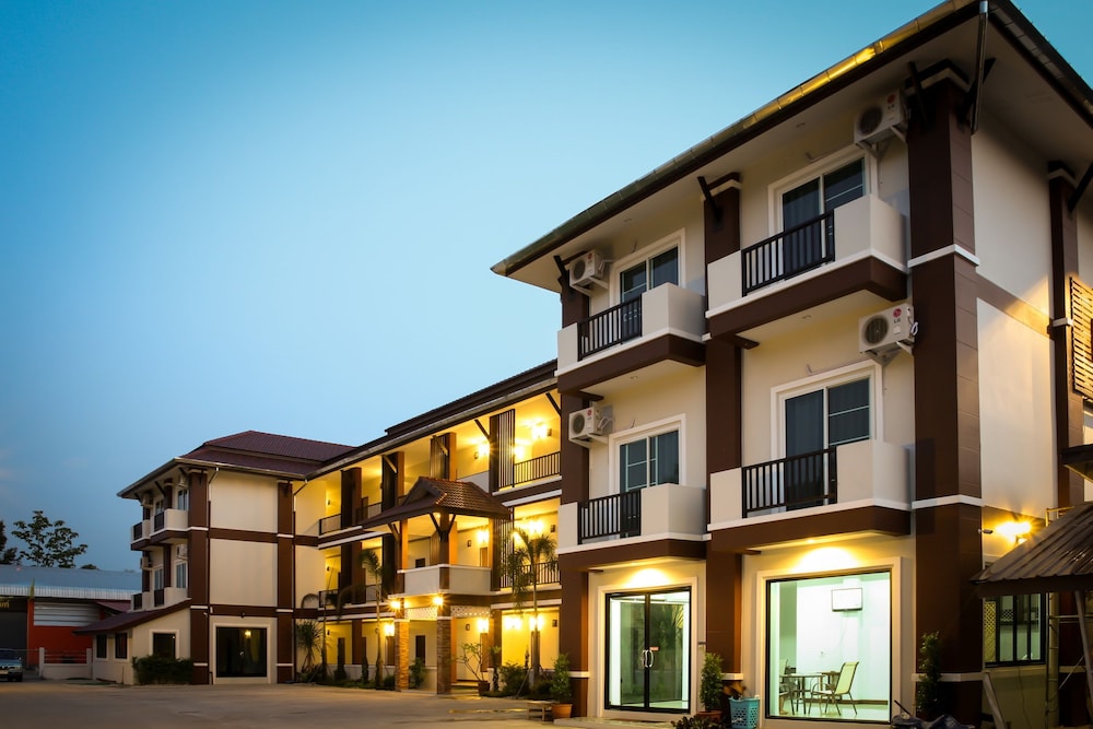 Mana Hotel 5/50
