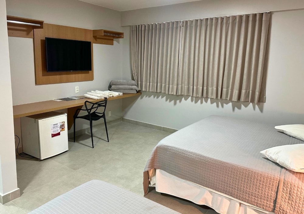 Brasilia Park Hotel 56/60