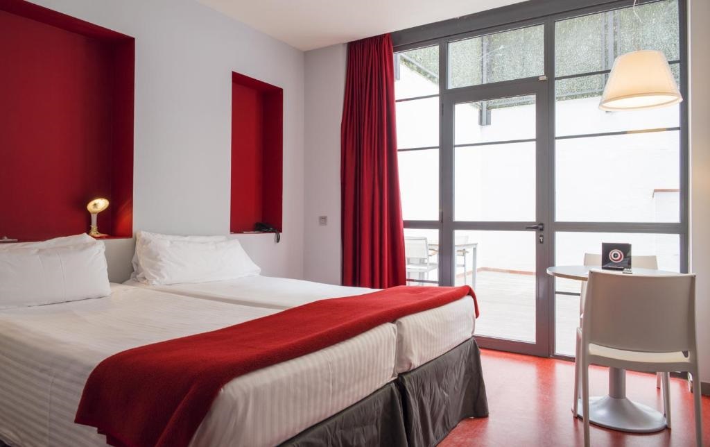 Room at Hotel Ciutat Vella, BARCELONA
