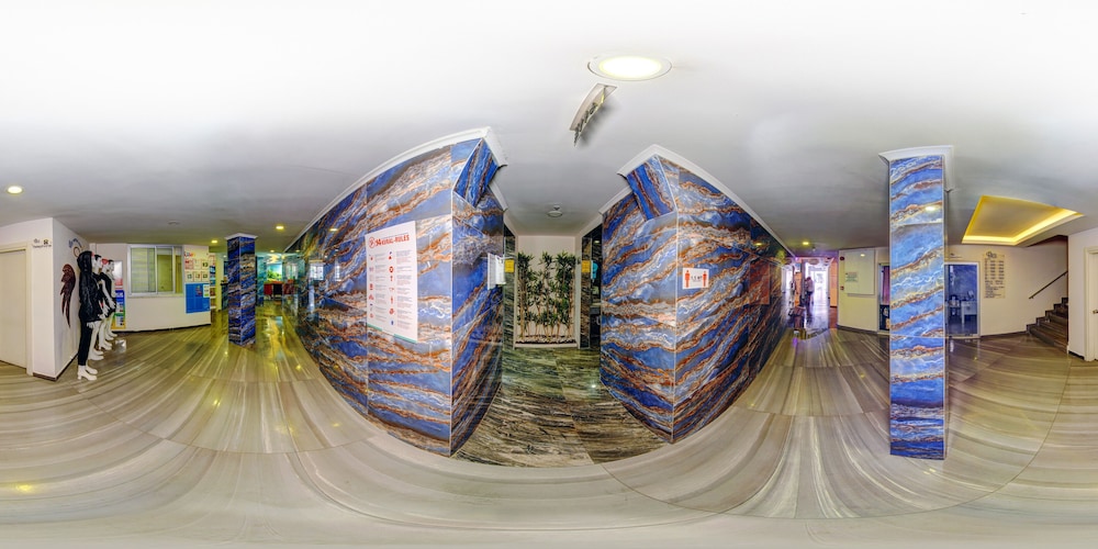 Arsi Enfi City Beach Hotel 35/72