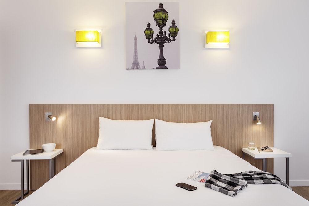Adagio Access Paris Clichy 10/63