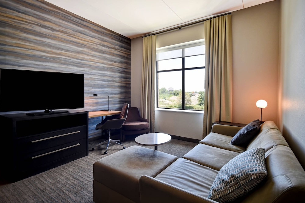 Residence Inn By Marriott Cincinnati Northeast/Mason 24/40