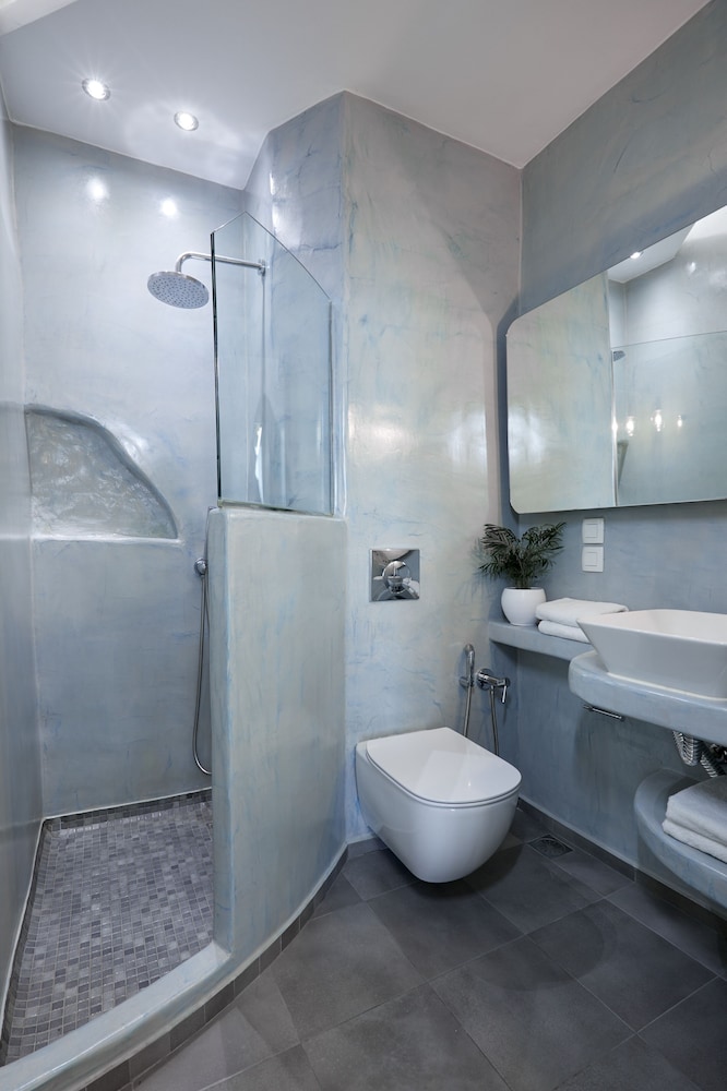 Nissos Thira Hotel 11/62