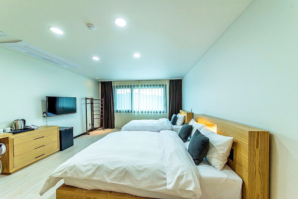 Nine Boutique Hotel 23/67