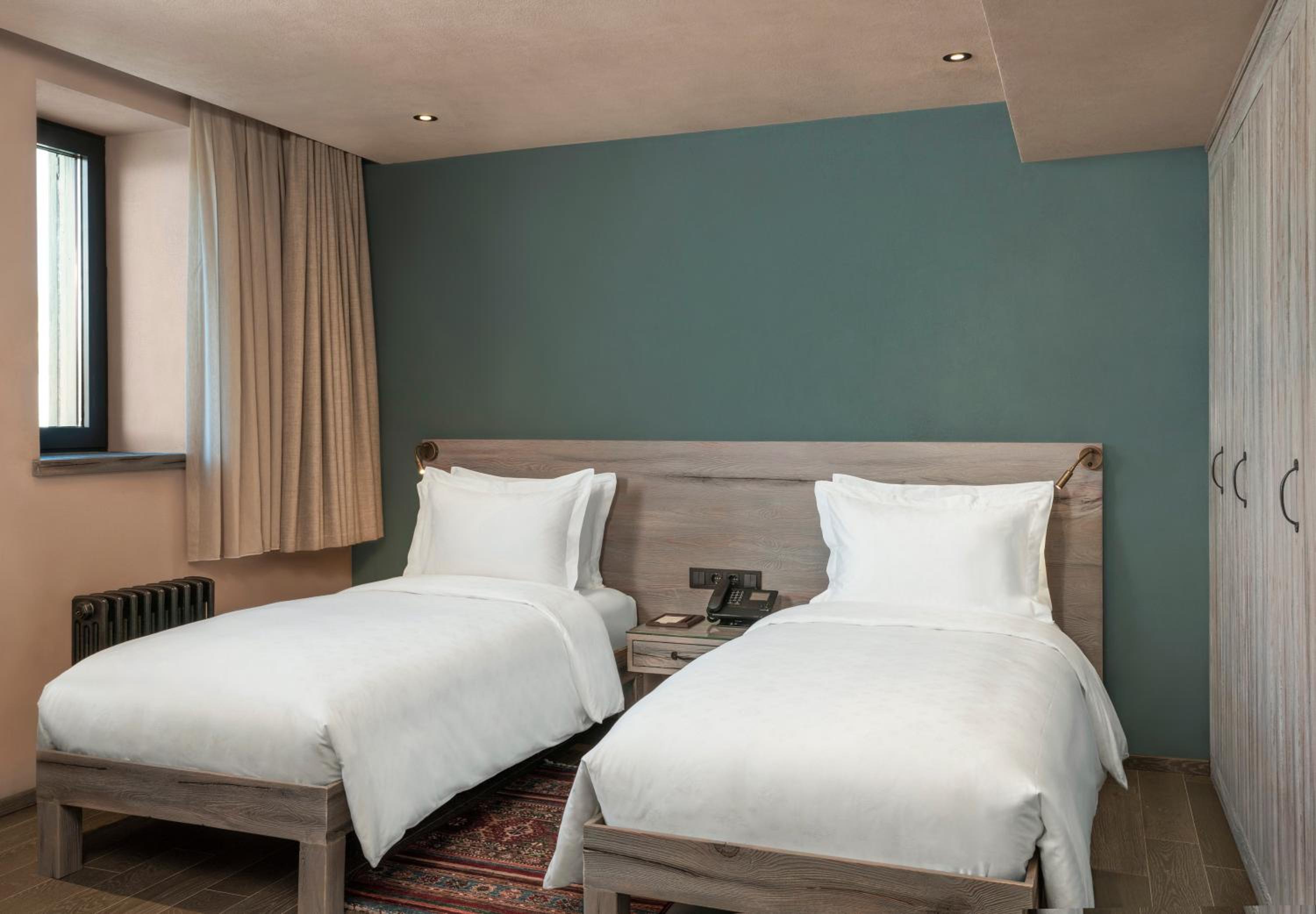 CARSI, JUNIOR SUITE, TWIN BEDS