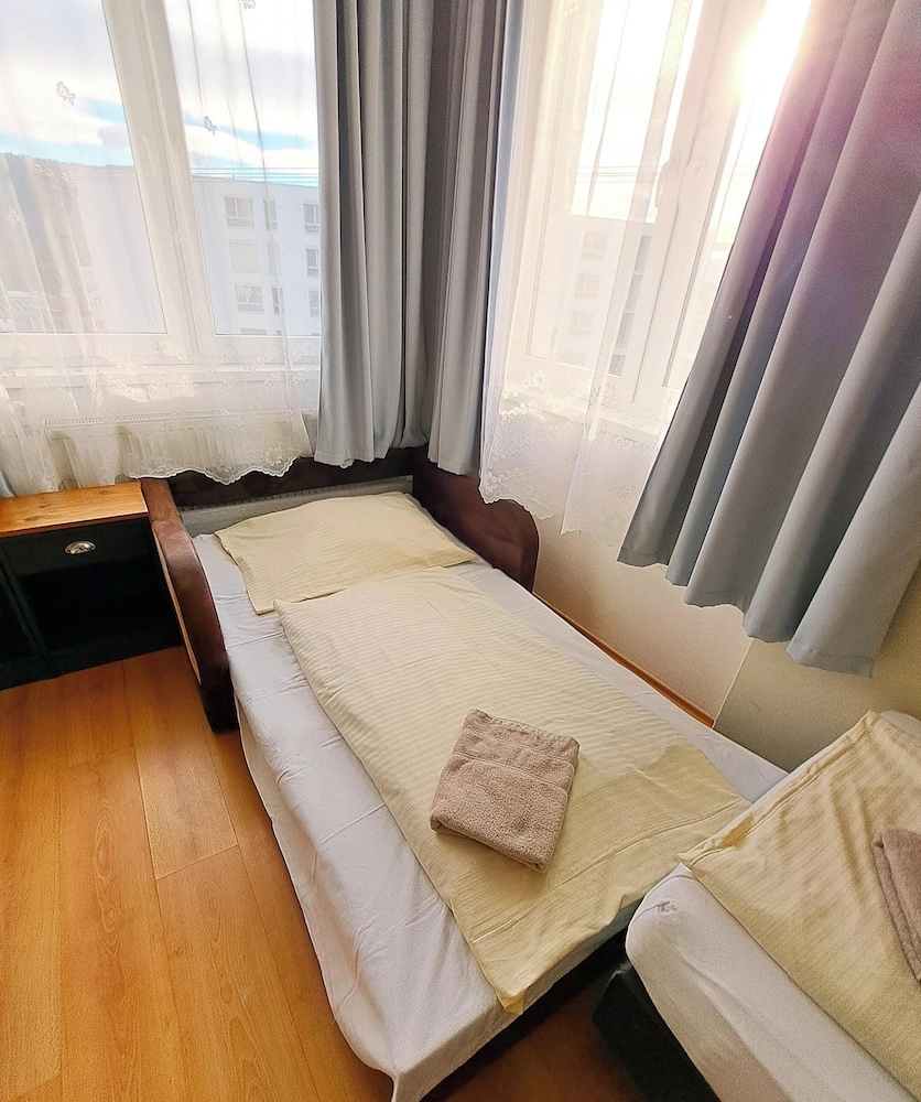 Room, Triple, 1 Queen and 1 Single Bed, Penzion Al Corso 3/10