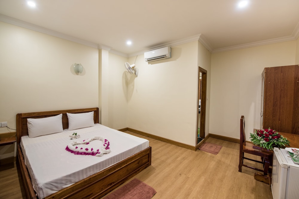 Seng Hout Hotel 30/53