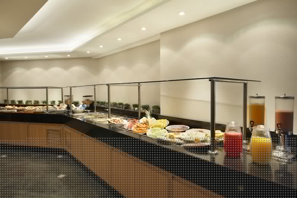 Royal Urban Macae Hotel 58/67