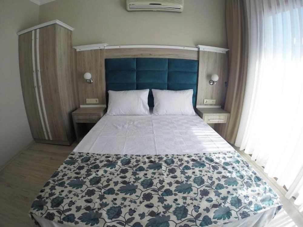 Akkan Beach Hotel 30/68
