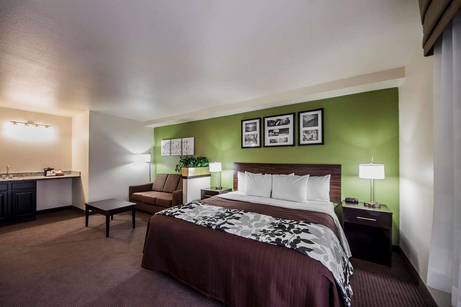 Sleep Inn & Suites Tulsa Central I-44 4/12