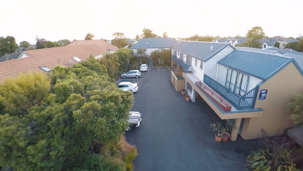 Sherborne Motor Lodge 42/52