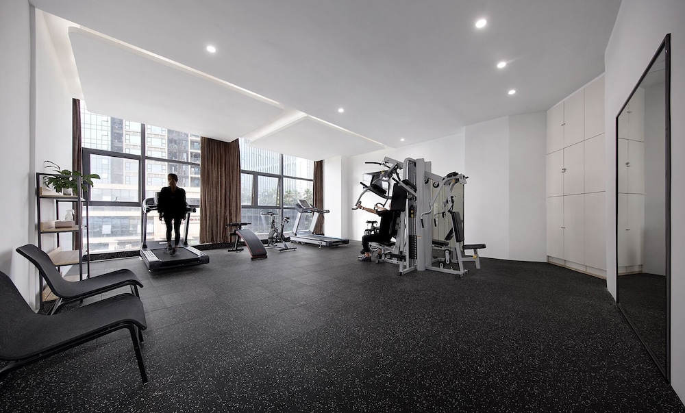 Shenzhen Hongdu Hotel 32/60