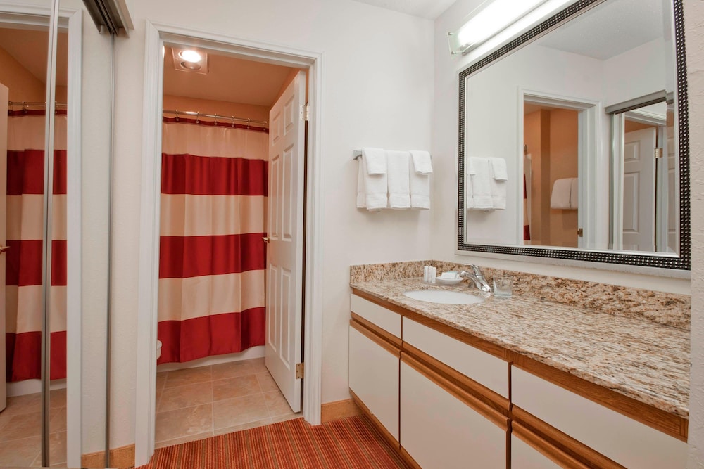 Residence Inn Davenport 8/23